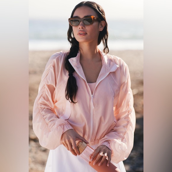 [Sweaty Betty] Slip Stream Run Zip Through Jacket - Picture 5 of 10